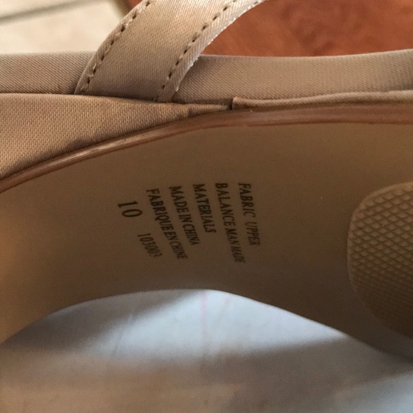 Cause and Effect sandals - Picture 7 of 7